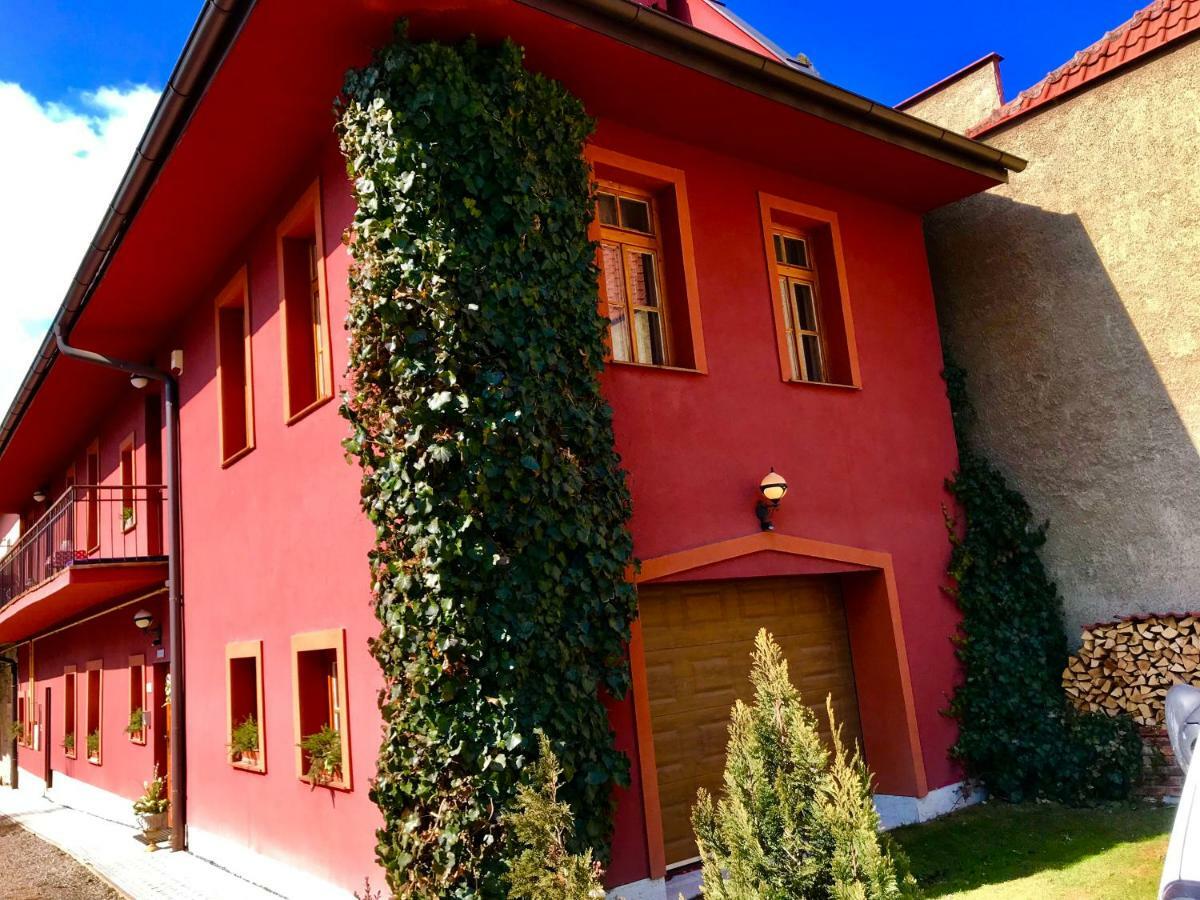 Ubytovanie Meba Presov Bagian luar foto